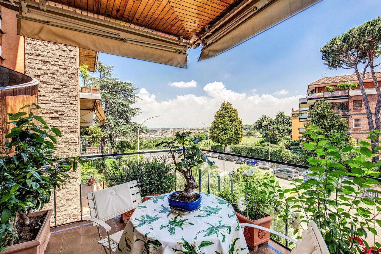 Terrazza Piccolomini: Elegant Apartment Stunning View Over Rome/St Peter'S Dome Экстерьер фото