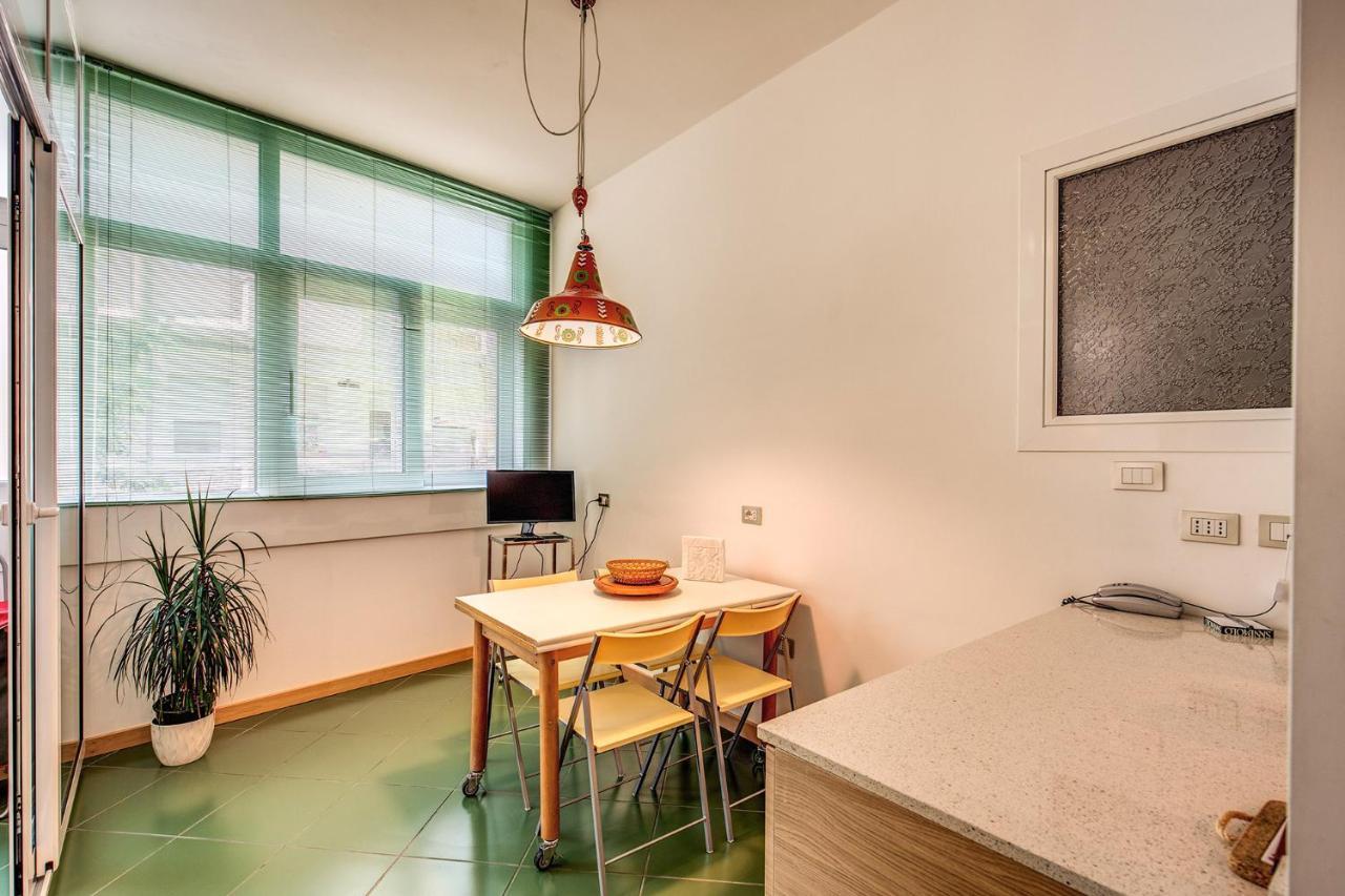 Terrazza Piccolomini: Elegant Apartment Stunning View Over Rome/St Peter'S Dome Экстерьер фото